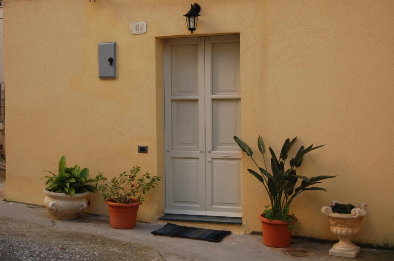 Ferienwohnung Le Casette Del Porto Di Sciacca Exterior foto