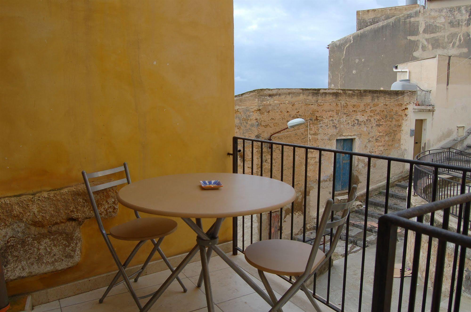 Ferienwohnung Le Casette Del Porto Di Sciacca Exterior foto